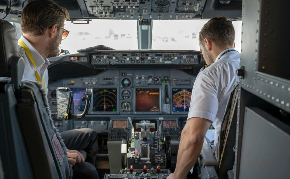 To neafišē: kas notiek, kad pasažieris lidmašīnā nomirst