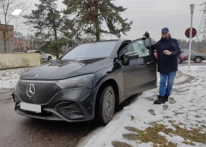 Jūlijs Krūmiņš iegādājies glaunu elektromersi