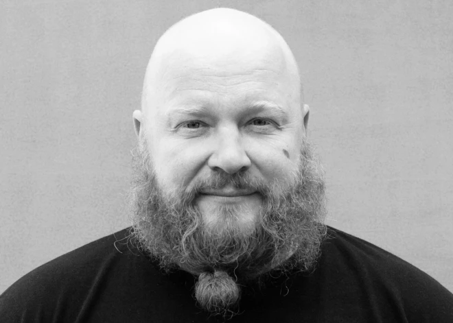 Pēc smagas slimības mūžībā devies mākslinieks Vjačeslavs Fomins