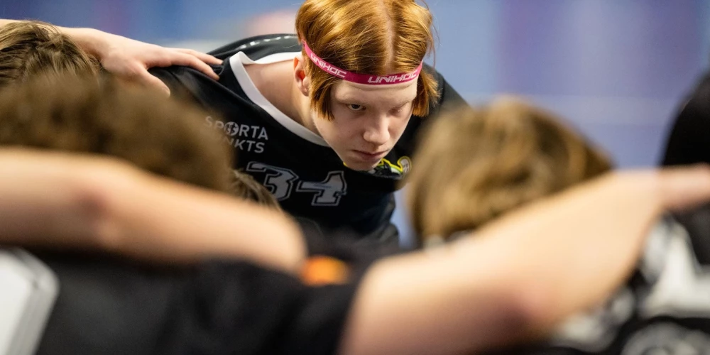 Talsu NSS/"Krauzers" trešdien Valmierā "Elvi florbola līgas" vīriešu turnīra pusfinālā tika pie trešā panākuma un nonāca vienas uzvaras attālumā no fināla sasniegšanas.