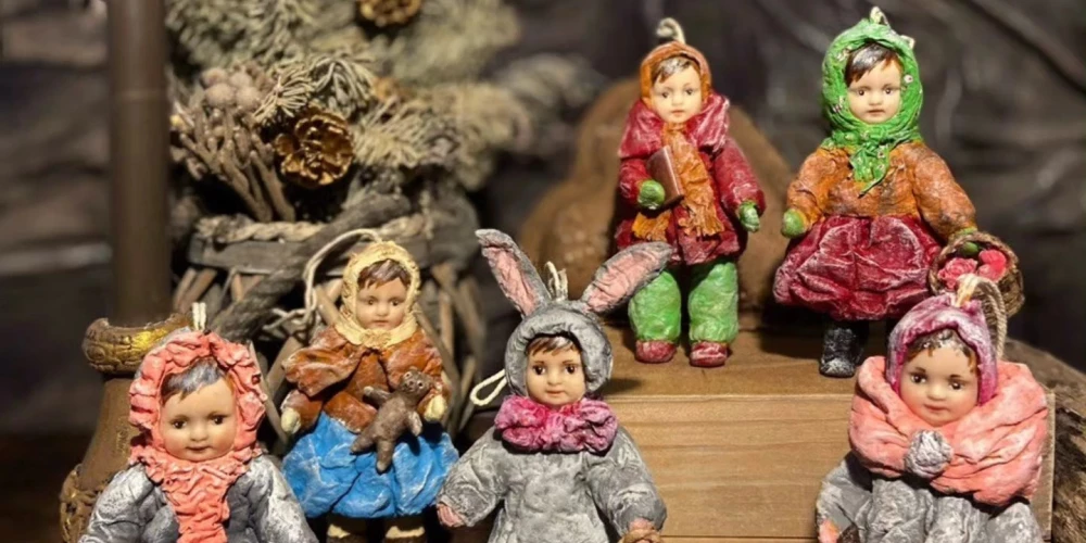 Все художники будут на выставке Doll’Arte буквально работать. Чтобы посетители видели, какую энергию, какой труд вкладывает художник в свое произведение, задали вопросы, получили ответы.