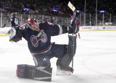 Elvis Merzļikins ir viens no galvenajiem Kolumbusas "Blue Jackets" komandas vilcējiem.