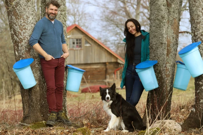 Labanovsku ģimene – Līvija Letīcija un Ervins, kuriem šeit pieder apmēram 37 hektāri zemes un jaunas idejas aug kā sēnes pēc lietus.