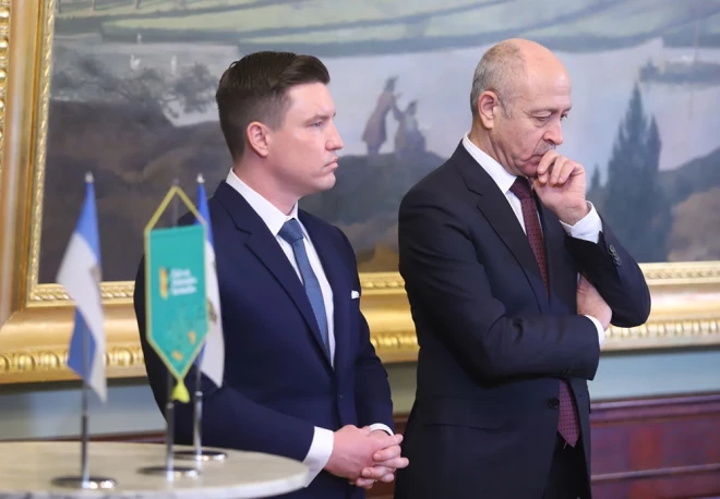 Andris Kalniņš un Oļegs Burovs.