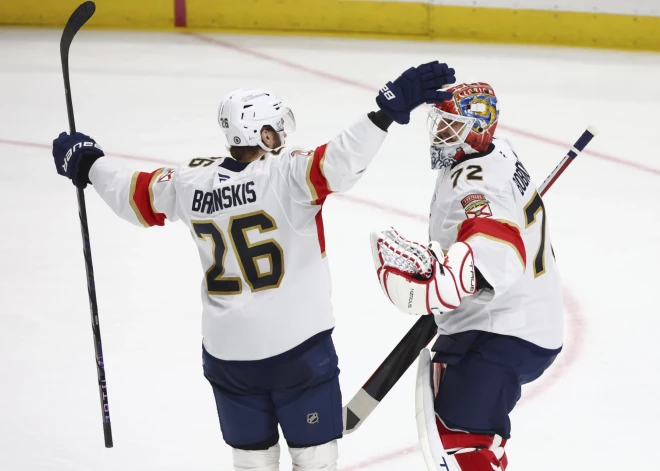 Balinskim un Girgensonam zaudējumi rezultatīvās NHL spēlēs