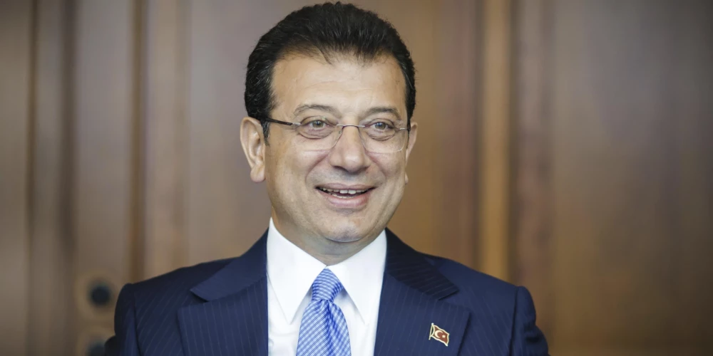 Stambulas mērs, Turcijas prezidenta Redžepa Tajipa Erdogana galvenais politiskais sāncensis Ekrems Imamoglu.
