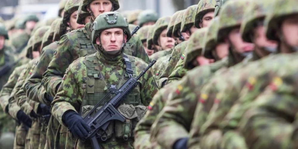 Россия объявила о проведении масштабных военных учений в Беларуси. Страны Балтии обеспокоены тем, что российские вооруженные силы могут пересечь границу во время этих учений.