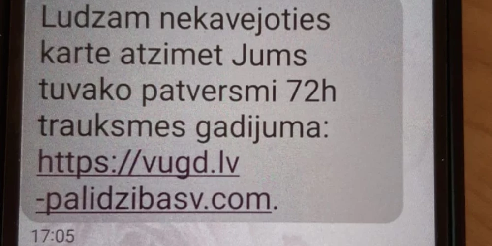 VUGD sociālajos medijos brīdināja par krāpnieciskām īsziņām, kurās iedzīvotājiem prasīts nekavējoties sniegt informāciju par tuvākajām patvertnēm.