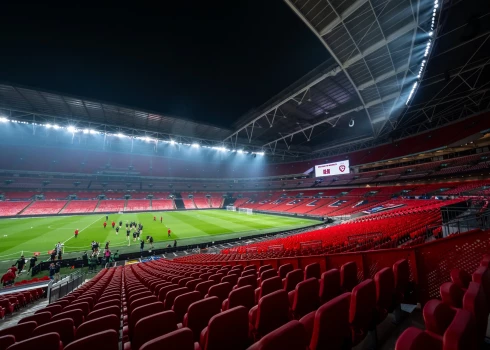 Foto no Latvijas izlases treniņa Vemblija stadionā.