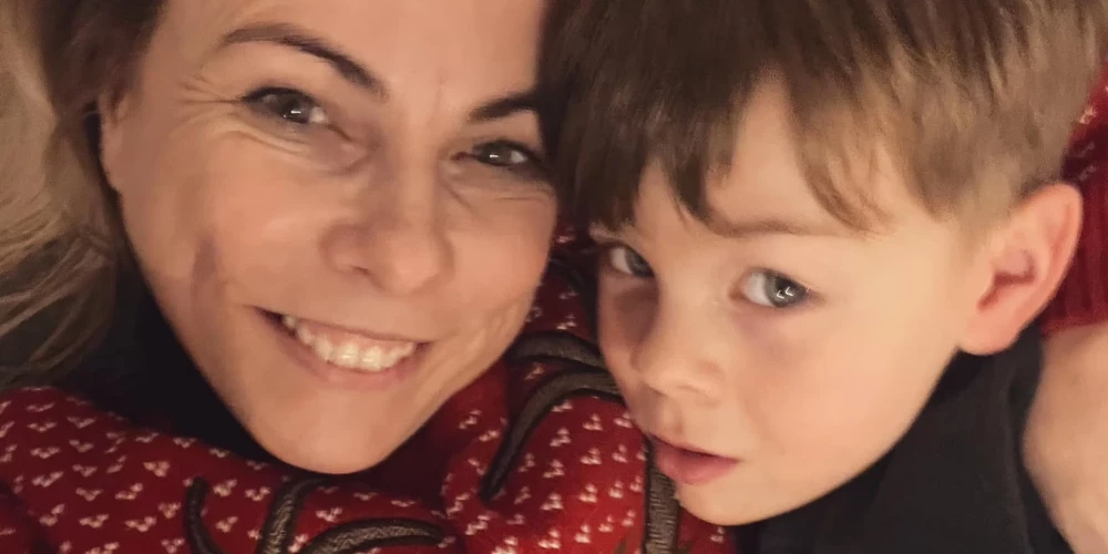 Елена Вихрова с сыном.