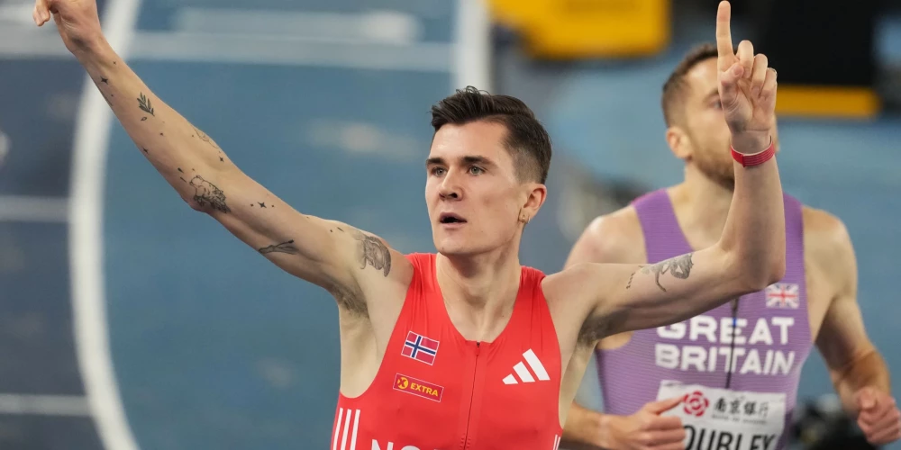 "Manu bērnību aizēnoja bailes," 24. martā Sandnesas tiesā sacīja Ingebritsens.