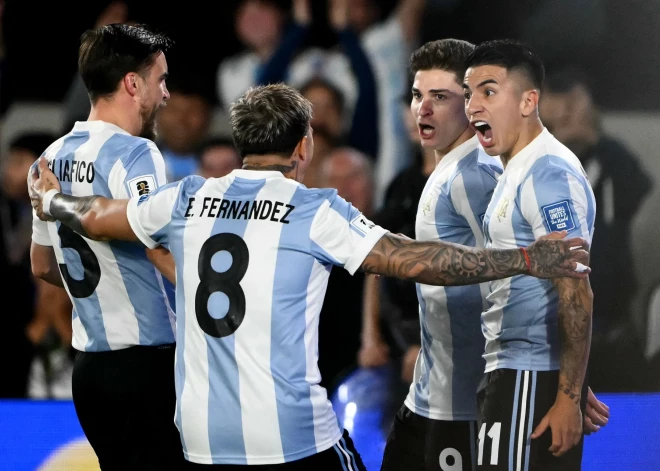 Argentīnas futbolisti kā pirmie no Dienvidamerikas kvalificējas Pasaules kausam