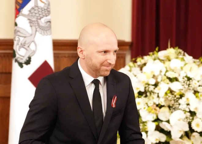 Traumatologs un ortopēds Mārtiņš Malzubris atzīts par gada cilvēku medicīnā, gada notikums — galvaskausa daļas aizstāšana ar izdrukātu mākslīgo kaulu