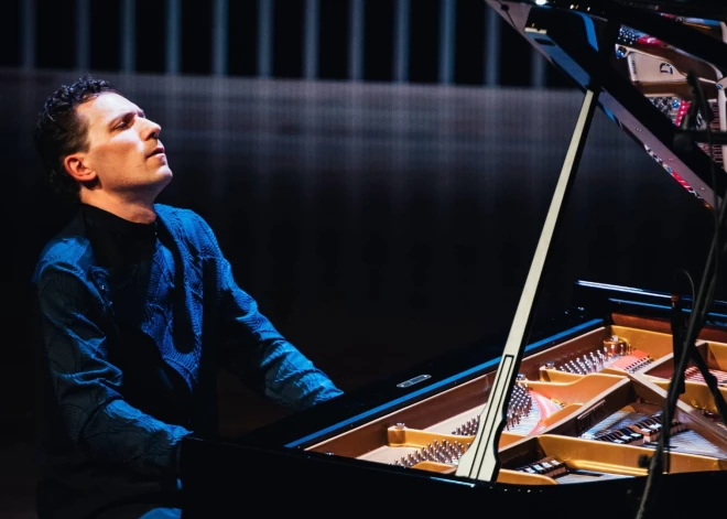 Dzintaru koncertzālē skanēs pianista Reiņa Zariņa jaunā solo programma ‘‘Bahs un Šopēns’’