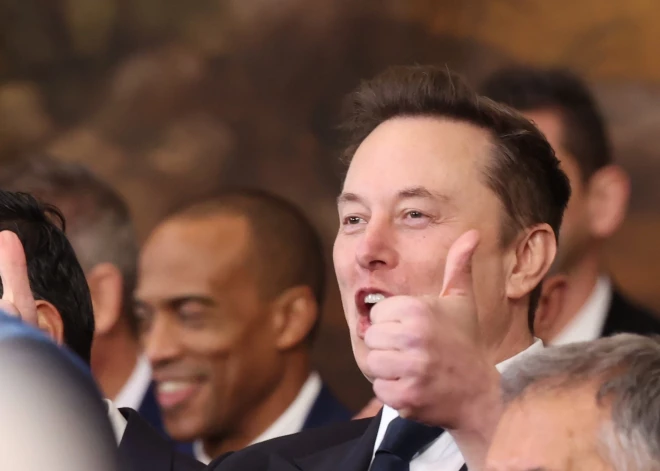 Īlons Masks ir revolucionārs ģēnijs vai pieaugušais bērna prātā? 8 reizes, kad Masks ar savu uzvedību šokēja pasauli