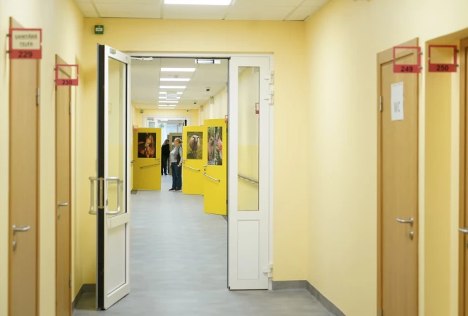 Šogad martā Rīgas sociālās aprūpes centrā “Gaiļezers” atklāja ģimeniskai videi pielāgotās telpas cilvēkiem ar demenci.