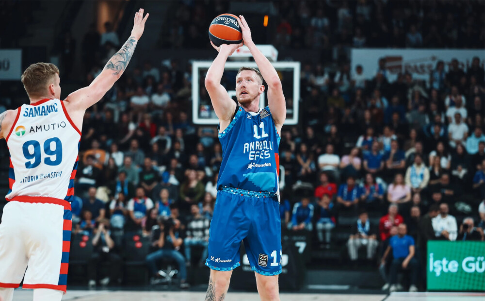 Rolands Šmits pirmo reizi Rīgā spēlēs Eirolīgas ietvaros. Latvijā atgriežas Eiropas spēcīgākais basketbola turnīrs
