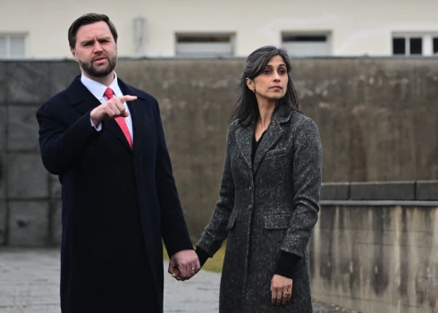 ASV viceprezidents Džeimss Venss un viņa sieva Uša Vensa