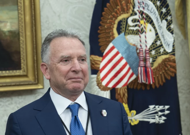 Kamēr ASV čatā izpļāpā kara noslēpumus žurnālistam, viens no grupas locekļiem Kremlī tiekas ar Putinu