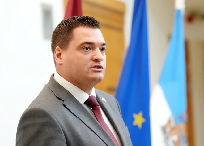 Ratnieku aizkaitina Tieslietu ministrijas bezdarbība mošeju jautājumā: “Beidziet muldēt”