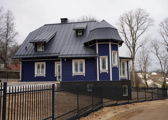 Baroneses namiņa atklāšana Cēsīs.