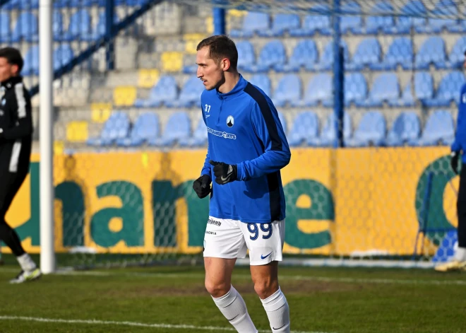 Iepriekšējā klubā trenera teroru pārdzīvojušais Krollis gūst vārtus "Slovan" pārliecinošā uzvarā Čehijā