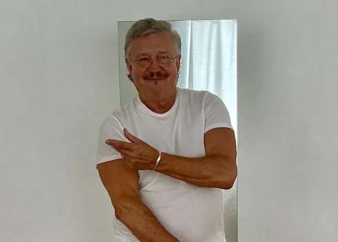 Aktieris Andris Bērziņš pašlaik ar vairākām koncertprogrammām apceļo Latviju, pārpārēm saņemot publikas mīlestību.