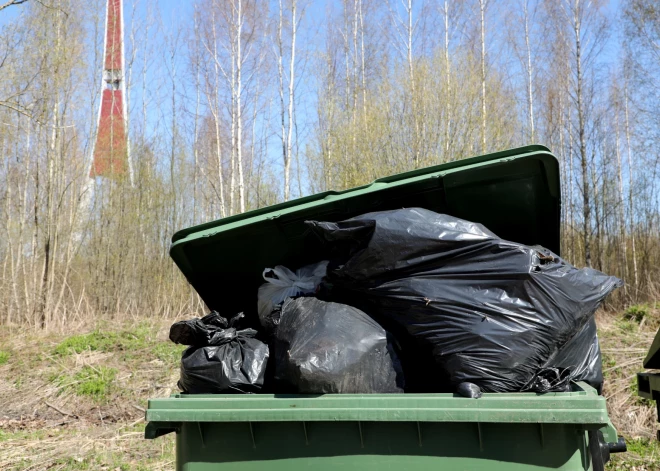 Kāpēc jāmaksā par atkritumu izvešanu, ja dzīvoklī dzīvo tikai pusgadu? Atbild "CleanR"