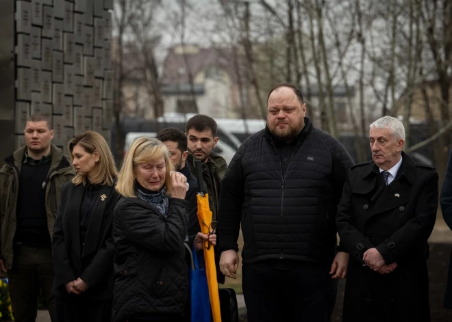 Pilsētas mērs Anatolijs Fedoruks paziņoja, ka drīzumā Bučā tiks uzcelts memoriāls netālu no masu kapu vietas, kur 2022. gada aprīlī notika ekshumācijas.