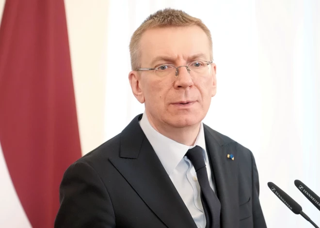 Rinkēvičs: politiķiem jābeidz domāt "ko tad tu mums padarīsi"