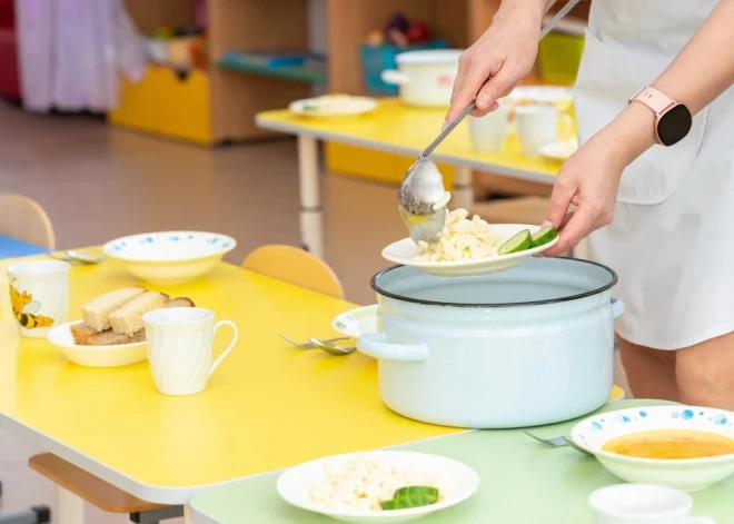 Bērnudārzos paņemtajos pārtikas paraugos E. coli nav konstatēta — epidemioloģiskā izmeklēšana vēl turpinās