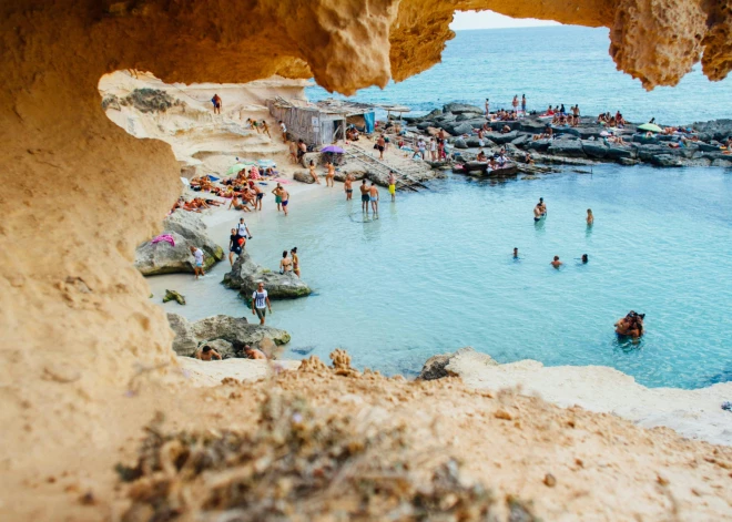 Brīdinājums tūristiem: Spānijā par to uzliek naudas sodu līdz 600 eiro