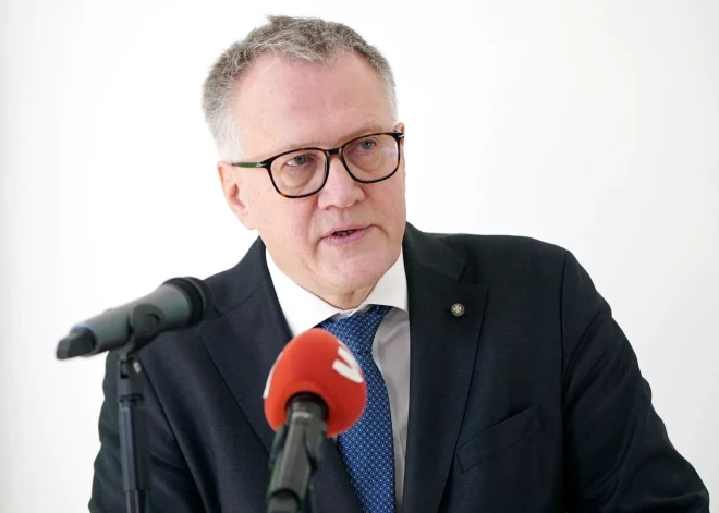 Ašeradens: par garām palaisto 450 kilogramu heroīna kravu caur Latviju konkrētas atbildes vēl nevar sniegt