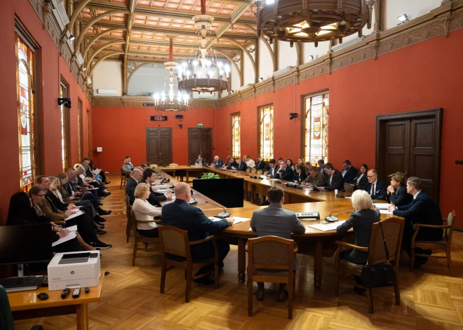 Saeimas komisijas konceptuāli atbalsta Latvijas izstāšanos no Otavas konvencijas