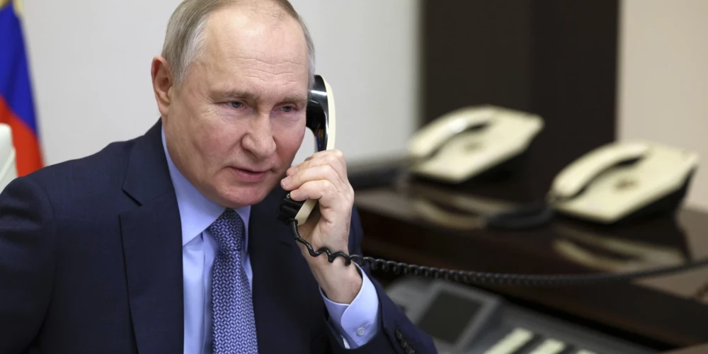 Krievijas Tiešo investīciju fonda vadītājs un diktatora Vladimira Putina īpašais pārstāvis investīciju un ekonomiskās sadarbības ar ārvalstīm jautājumos Kirils Dmitrijevs ieradies Vašingtonā, vēsta telekanāls CNN, atsaucoties uz avotiem.