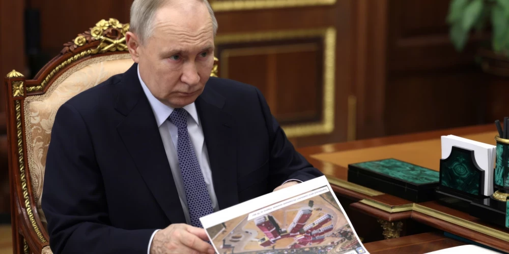 Krievijas diktators Vladimirs Putins 2025. gada 2. aprīlī.