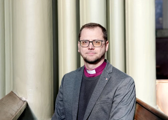 Vēl viens luterāņu arhibīskapa kandidāts Rinalds Grants ir pret abortiem un sieviešu ordināciju: redz viņas citos amatos