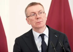 Jārēķinās, ka ASV tarifu politika arī turpmāk var radīt nenoteiktību Eiropā un plašākā pasaulē, uzsvēra Valsts prezidents Edgars Rinkēvičs.