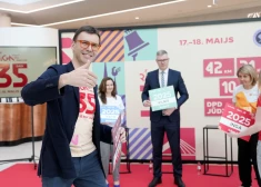 Rīgas maratona organizators Aigars Nords (priekšplānā).