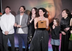 FOTO: kultūras gardēži Dailes teātrī bauda Mafālani "ironiskā ekotrillera" "Dzen savu arklu pār mirušo kauliem" iestudējuma pirmizrādi