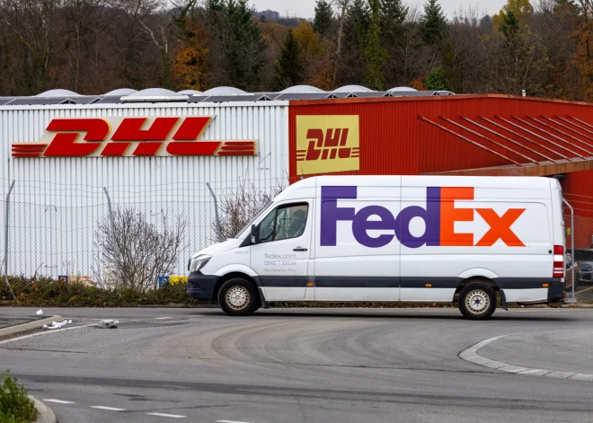 "Krievija slēpa sprāgstvielas erotiskajās rotaļlietās!" Atklāts, kā eksplodēja sūtījumi vairākās Eiropas noliktavās