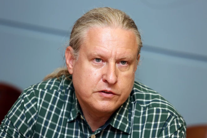 Veselības inspekcijas Vides veselības nodaļas vadītājs Normunds Kadiķis: “Problēma lielā mērā ir vēja parku noliedzēju mākslīgi izdomāta.”