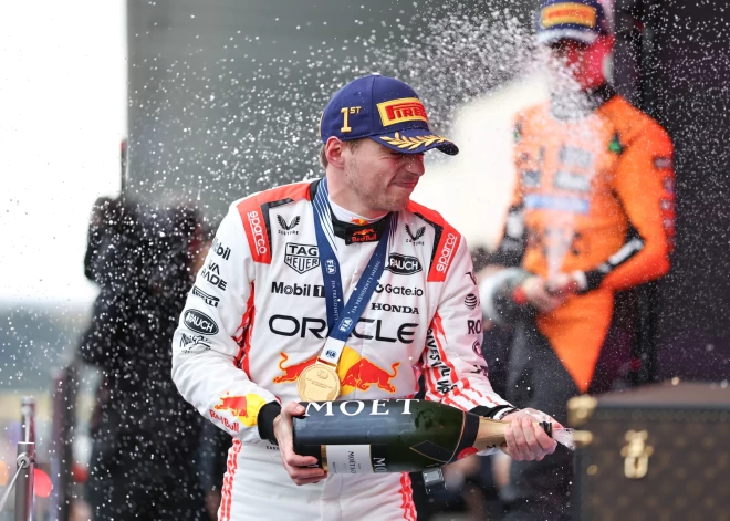 Verstapens Japānas "Grand Prix" pārspēj Norisu
