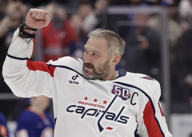 Триумф Овечкина: почему НХЛ не отворачивается от российского спортсмена, хотя он демонстрирует лояльность Путину даже во время войны