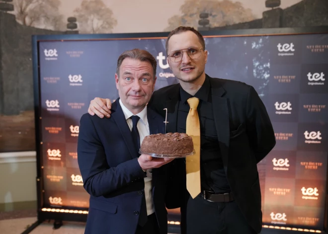 "Paldies, ka esi!" - Andris Daugaviņš saņem skaistu sveicienu dzimšanas dienā