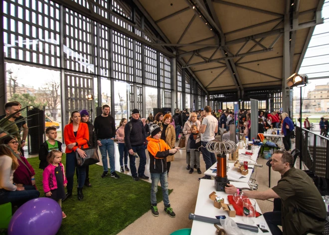 Eksperimenti, atrakcijas un roboti – sestdien Elektrum Fizikas festivālā
