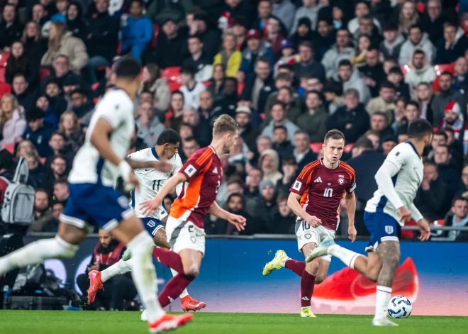 2025. gada 24. martā Latvijas vīriešu futbola izlase leģendārajā Vemblija stadionā Londonā 2026. gada Pasaules kausa kvalifikācijas turnīra ietvaros mērojās spēkiem ar Angliju, piedzīvojot zaudējumu ar 0:3.