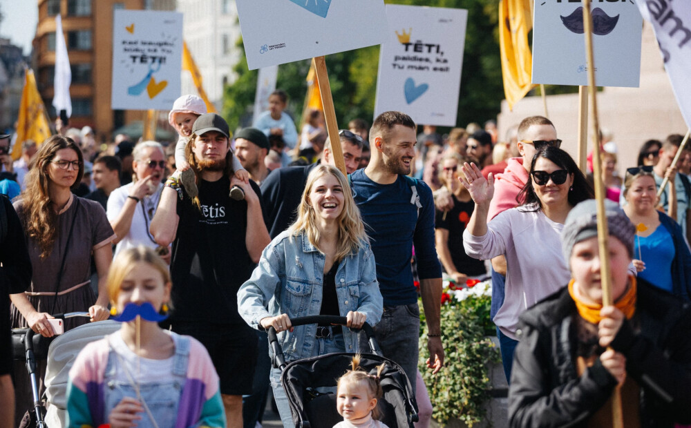 Zināms, kad un kur notiks Mātes dienas festivāls, Bērnu dienas festivāls, festivāls vecvecākiem “Zelta ritmi” un Tēva dienas festivāls