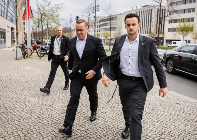 Vācijā konservatīvie un sociāldemokrāti vienojušies par koalīcijas līgumu