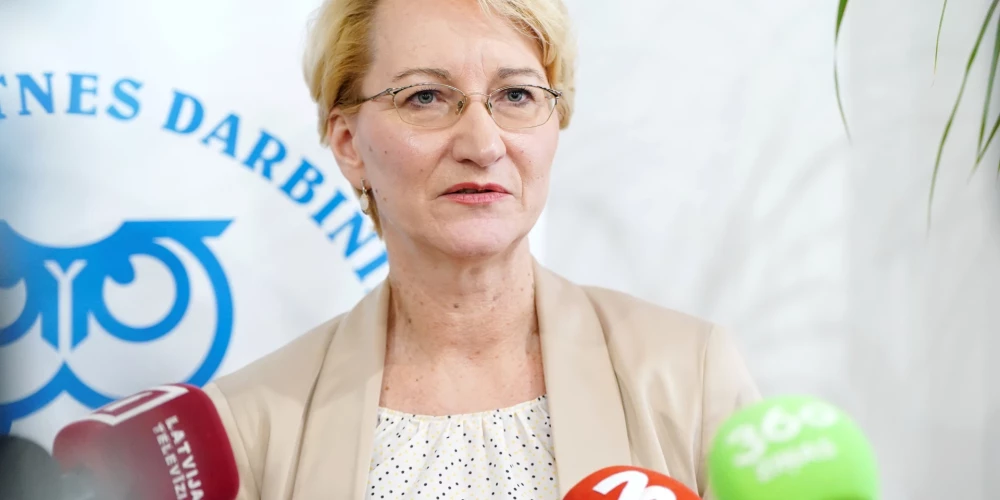 LLPA ar izglītības un zinātnes ministri pārrunā modeļa “Programma skolā” ieviešanu.